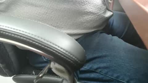 Snapshot of daddy7194 chatting on 11-13-25, 04:39 daddy7194 online show from 11-13-25, 04:39