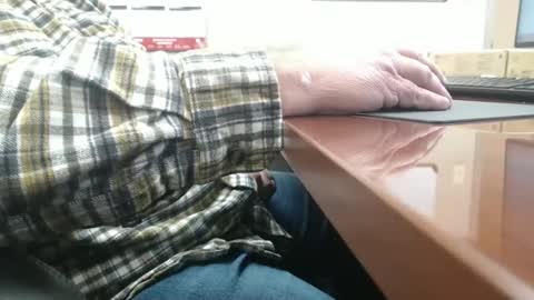 Snapshot of daddy7194 chatting on 12-05-25, 01:52 daddy7194 online show from 12-05-25, 01:52