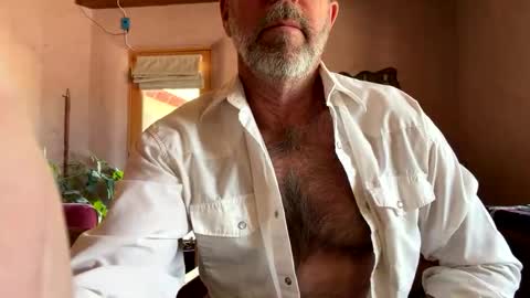 Snapshot of daddy_cowboy2 chatting on 04-21-26, 05:28 daddy_cowboy2 online show from 04-21-26, 05:28