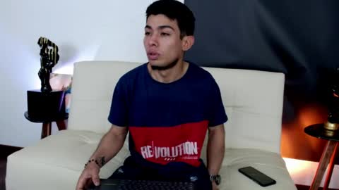 Snapshot of daddy_juancho82 chatting on 05-20-26, 11:16 juancho online show from 05-20-26, 11:16