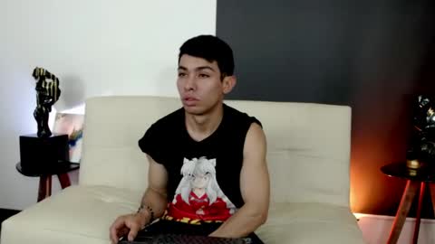 Snapshot of daddy_juancho82 chatting on 05-22-26, 04:56 juancho online show from 05-22-26, 04:56