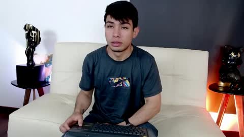 Snapshot of daddy_juancho82 chatting on 05-30-26, 11:18 juancho online show from 05-30-26, 11:18