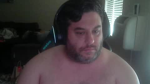 Snapshot of daddybody4u chatting on 03-16-26, 06:56 daddybody4u online show from 03-16-26, 06:56