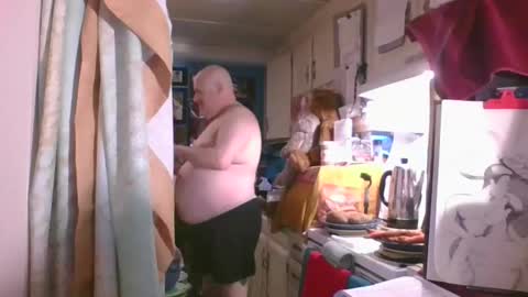 Snapshot of daddycubbyhubby chatting on 03-01-26, 07:54 Daddy online show from 03-01-26, 07:54