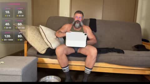 Snapshot of daddydawgdriller chatting on 06-16-26, 01:03 Daddy Dawg Driller online show from 06-16-26, 01:03