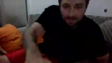 Snapshot of daddydic120402 chatting on 06-12-26, 10:47 daddydic120402 online show from 06-12-26, 10:47