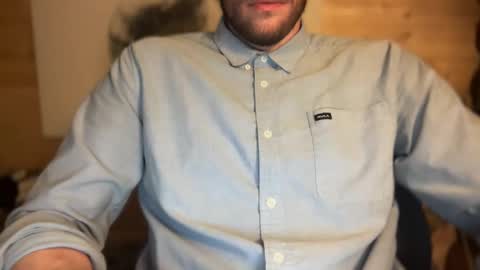 Snapshot of daddydoesit69 chatting on 11-15-25, 07:43 Leo online show from 11-15-25, 07:43