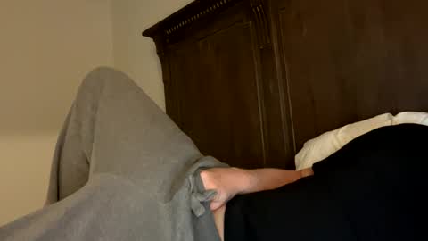 Snapshot of daddydom0000 chatting on 04-26-26, 01:09 Daddy online show from 04-26-26, 01:09
