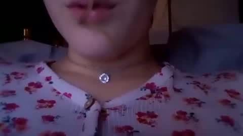 Snapshot of daddylookatmylonglegs chatting on 09-30-25, 09:25 Caroline online show from 09-30-25, 09:25