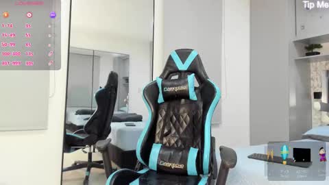 Snapshot of daddyrich4u chatting on 09-14-25, 01:05 daddyrich4u online show from 09-14-25, 01:05