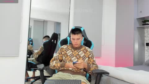 Snapshot of daddyrich4u chatting on 11-07-25, 12:10 daddyrich4u online show from 11-07-25, 12:10