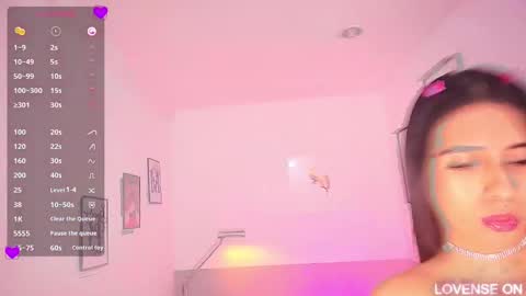 Snapshot of daddys_little_princesss chatting on 03-08-25, 01:36 Antonella online show from 03-08-25, 01:36