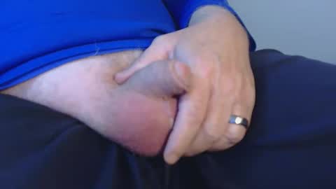 Snapshot of daddysmalls_55 chatting on 01-31-26, 07:11 daddysmalls online show from 01-31-26, 07:11