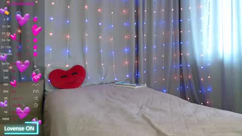 daddyssluttygirl_2001 online show from 05-22-26, 06:53