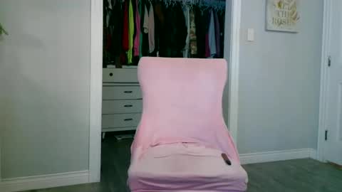 daddyunlocked89 online show from 10-27-25, 01:04