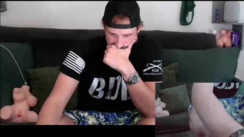 Snapshot of dadgoeswild chatting on 01-11-26, 08:03 DadGoesWild online show from 01-11-26, 08:03