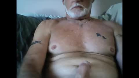 Snapshot of dadhmalone chatting on 04-27-26, 05:00 dadhmalone online show from 04-27-26, 05:00