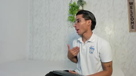 Snapshot of dady_show69 chatting on 05-22-26, 11:38 ALLAN online show from 05-22-26, 11:38