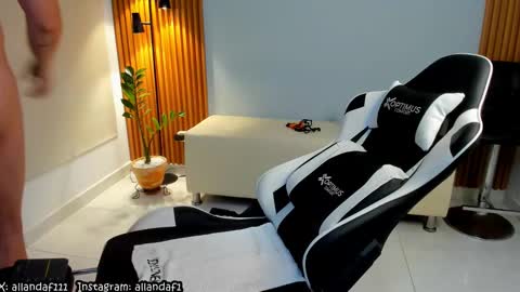 Snapshot of dafboy_ chatting on 12-14-24, 02:23 Allan Daf online show from 12-14-24, 02:23