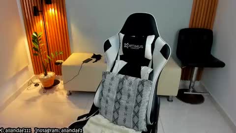 Snapshot of dafboy_ chatting on 03-01-25, 10:21 Allan Daf online show from 03-01-25, 10:21