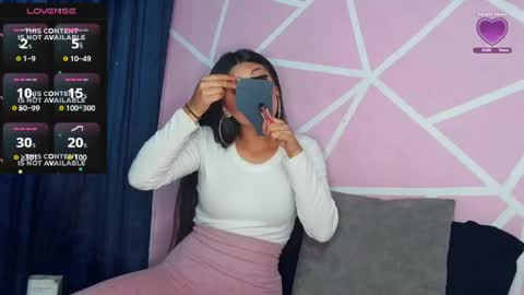 Snapshot of dafna_and_kris chatting on 05-08-26, 02:39 dafna and kris online show from 05-08-26, 02:39