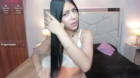 Dafne online show from 11-28-25, 07:38