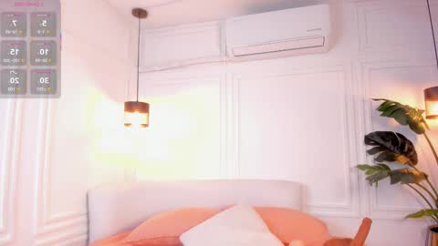 dafne_hillss online show from 03-19-26, 11:14