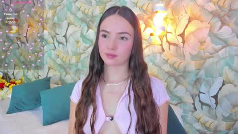 Snapshot of dafnevega chatting on 03-07-25, 08:00 Dafne  online show from 03-07-25, 08:00