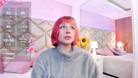 Dafnne online show from 12-04-25, 04:33