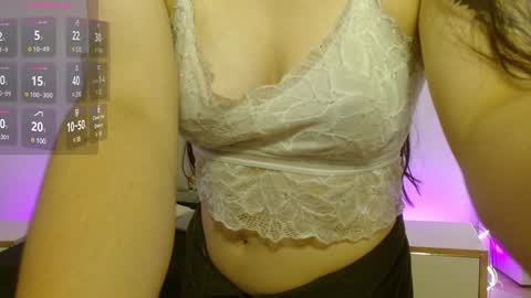 Snapshot of dahia_tay chatting on 01-18-25, 07:04 dahia online show from 01-18-25, 07:04