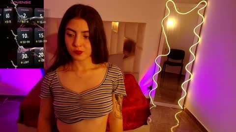 Snapshot of dahia_tay chatting on 02-03-25, 03:31 dahia online show from 02-03-25, 03:31