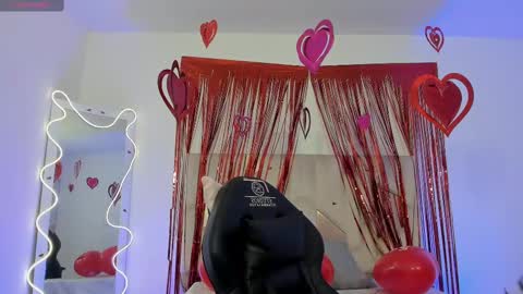 Snapshot of dahia_tay chatting on 02-15-25, 03:31 dahia online show from 02-15-25, 03:31