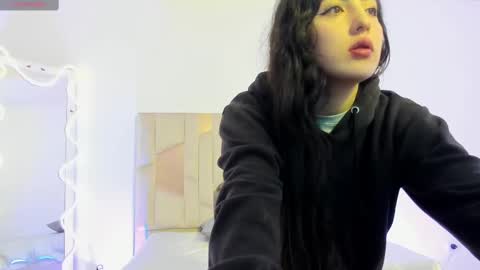 Snapshot of dahia_tay chatting on 02-19-25, 03:06 dahia online show from 02-19-25, 03:06