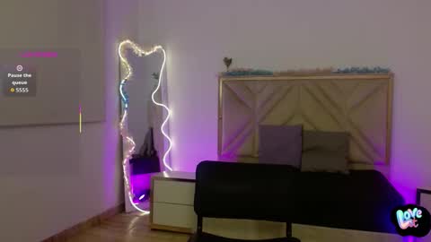 Snapshot of dahia_tay chatting on 09-18-25, 03:30 dahia online show from 09-18-25, 03:30