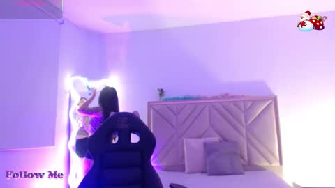 Snapshot of dahia_tay chatting on 12-01-25, 03:33 dahia online show from 12-01-25, 03:33