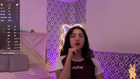 Snapshot of dahia_tay chatting on 01-10-26, 03:19 dahia online show from 01-10-26, 03:19