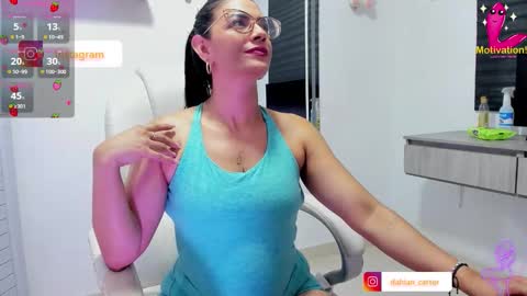 Dahian  online show from 11-29-25, 01:36