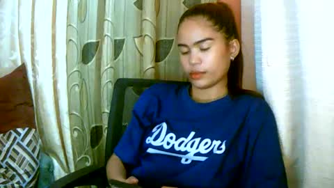 Im Dahlia online show from 12-13-24, 09:35