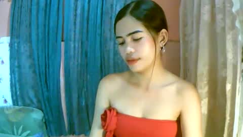 Im Dahlia online show from 04-06-26, 12:39