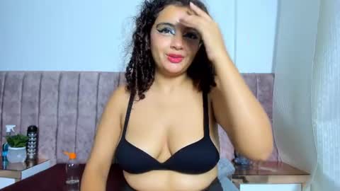 dahlia_rossee online show from 07-27-26, 09:00