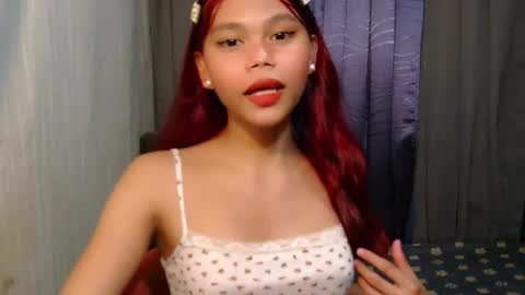 Snapshot of dahlia_vivienne chatting on 06-10-26, 06:56 yourgirlydahlia online show from 06-10-26, 06:56