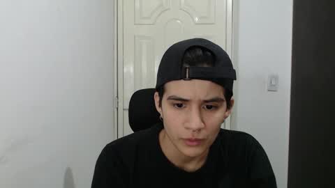 Snapshot of dahliarios chatting on 01-20-25, 01:28 lorena online show from 01-20-25, 01:28