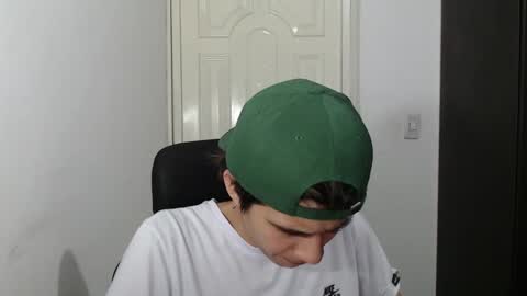 Snapshot of dahliarios chatting on 01-24-25, 03:32 lorena online show from 01-24-25, 03:32