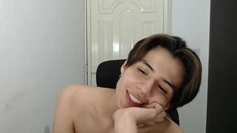 Snapshot of dahliarios chatting on 01-24-25, 06:35 lorena online show from 01-24-25, 06:35