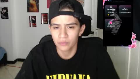 Snapshot of dahliarios chatting on 11-25-25, 12:10 lorena online show from 11-25-25, 12:10