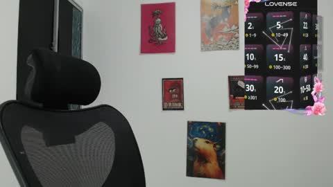 Snapshot of dahliarios chatting on 05-19-26, 01:56 lorena online show from 05-19-26, 01:56