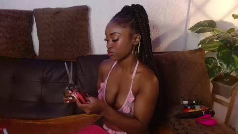 DAHYAN online show from 12-19-25, 03:08