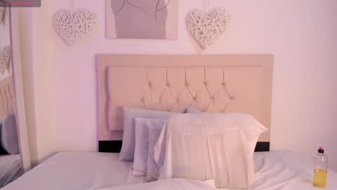 Daiana online show from 01-28-25, 10:12