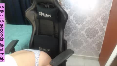 Snapshot of dainalyn chatting on 01-13-26, 11:54 Daina online show from 01-13-26, 11:54