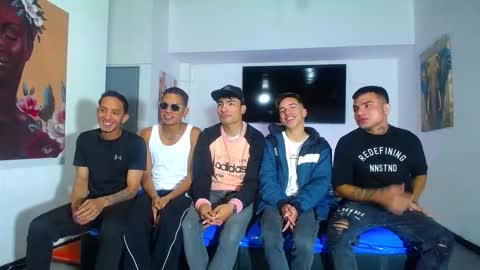 Snapshot of daiquirie chatting on 09-11-25, 12:05 daiquirie online show from 09-11-25, 12:05